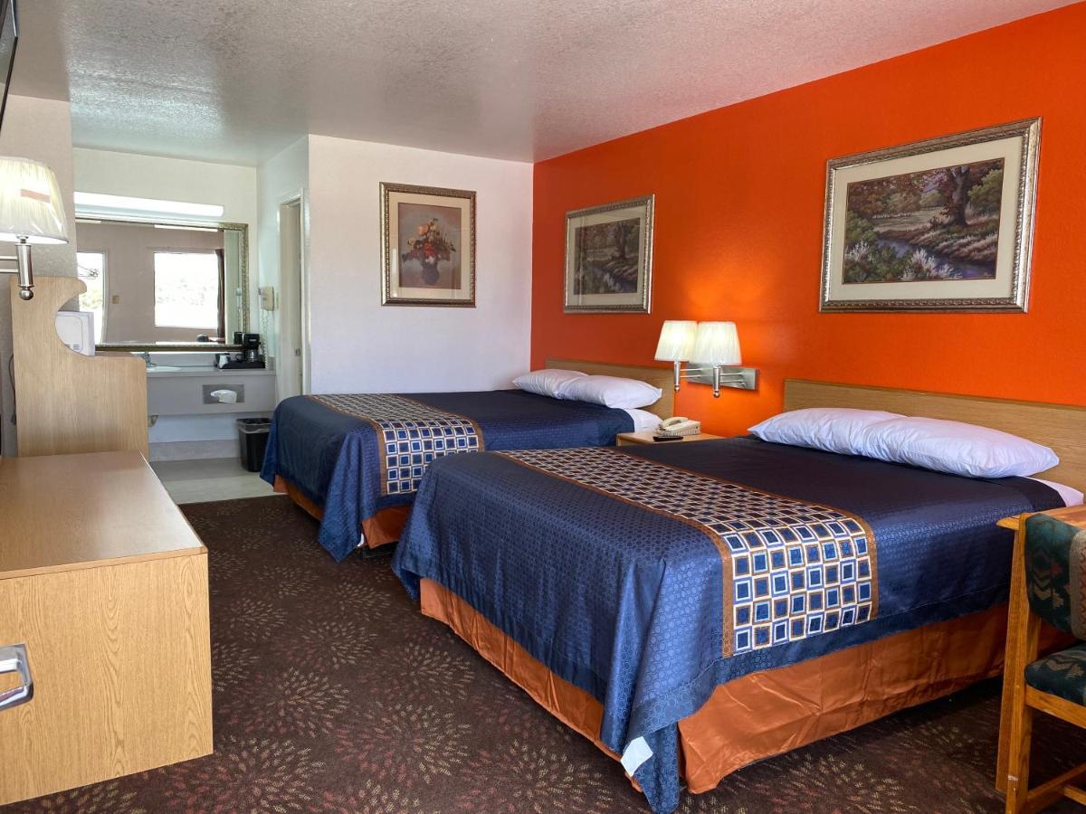 Bridgeport Greystone Inn מראה חיצוני תמונה