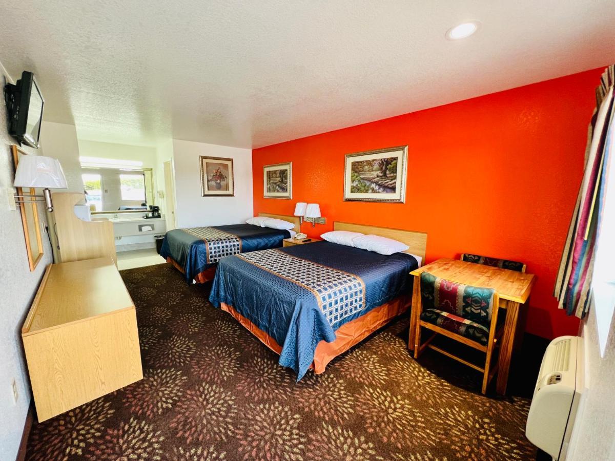Bridgeport Greystone Inn מראה חיצוני תמונה